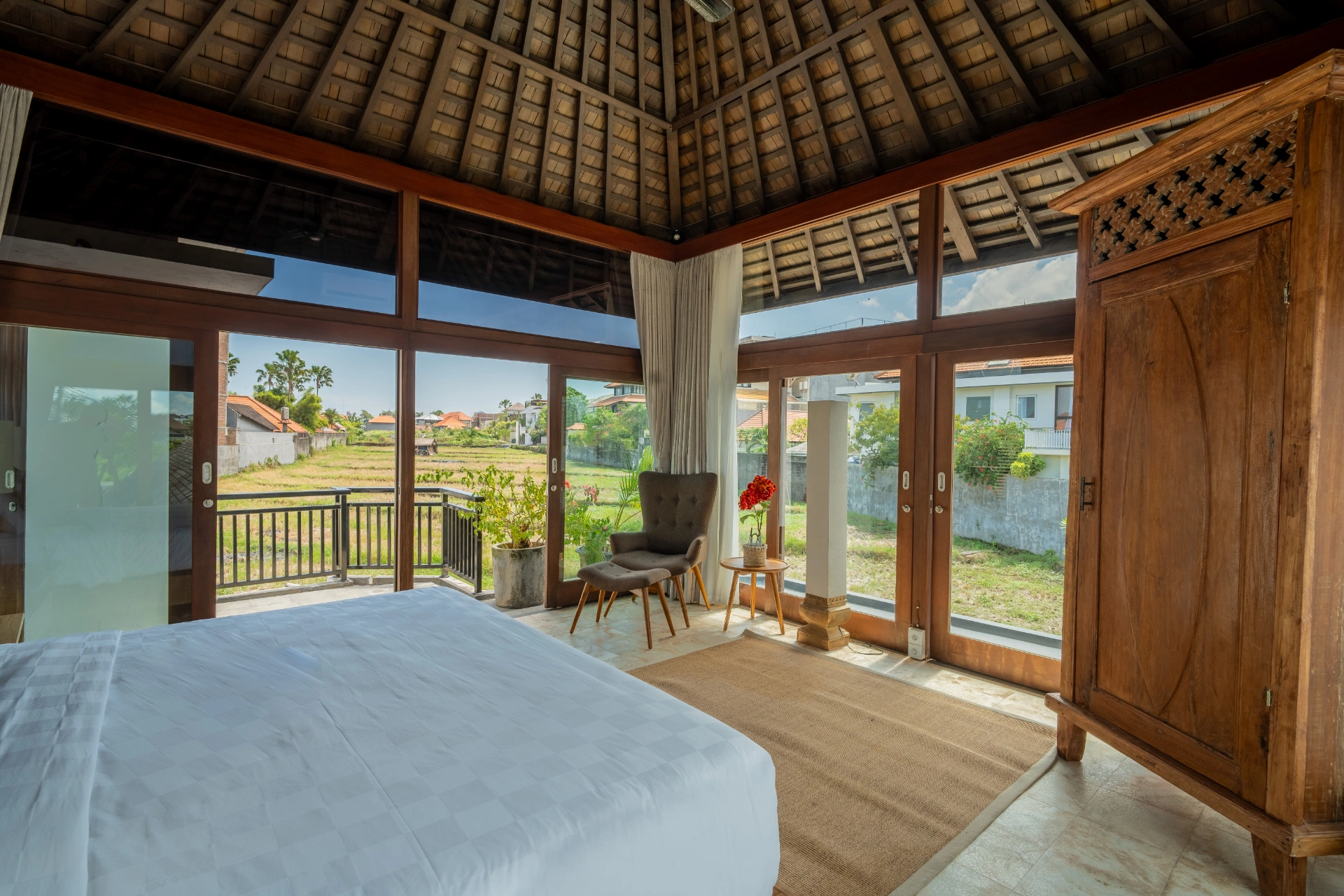 Ocean Breeze Villa - 4BR villa in Canggu, 4-bed villa for rent in Canggu – photo 4 of 15
