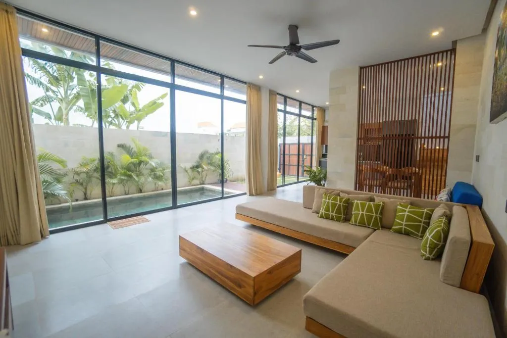 2BR Villa in Munggu, 2-bed villa for rent in Seseh – photo 6 of 15