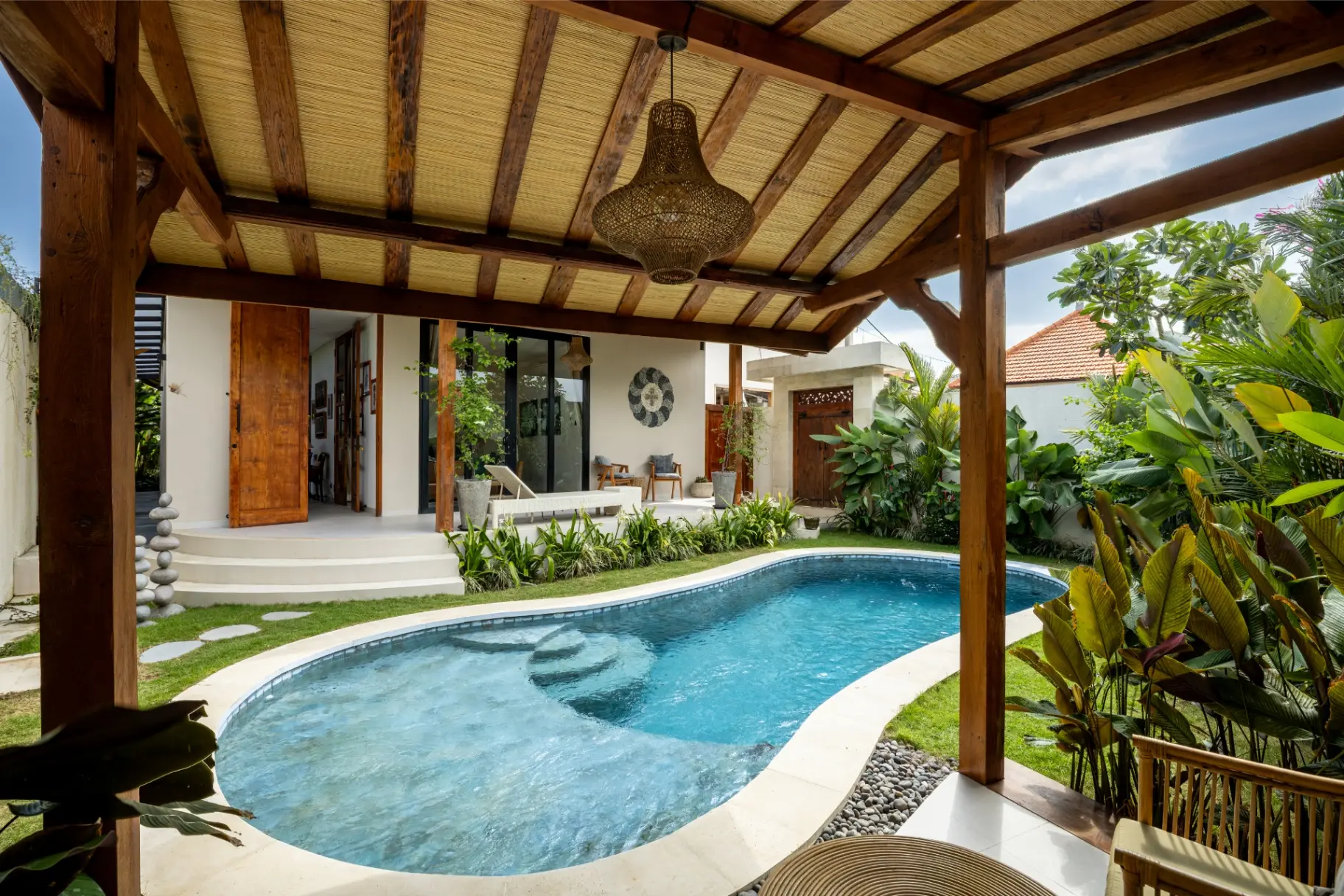 Casa Doreena - 3BR with Pool and Paddy, Canggu, 3-bed villa for rent in Canggu – photo 4 of 15