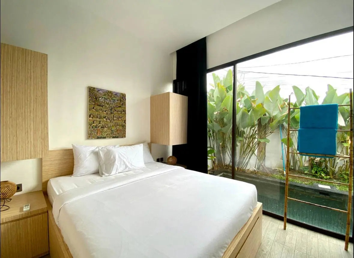 Villa Warm - 2 Bedroom Villa in Central Location, 5 minutes walk to Nirvana gym, 2-bed villa for rent in Canggu – photo 12 of 15