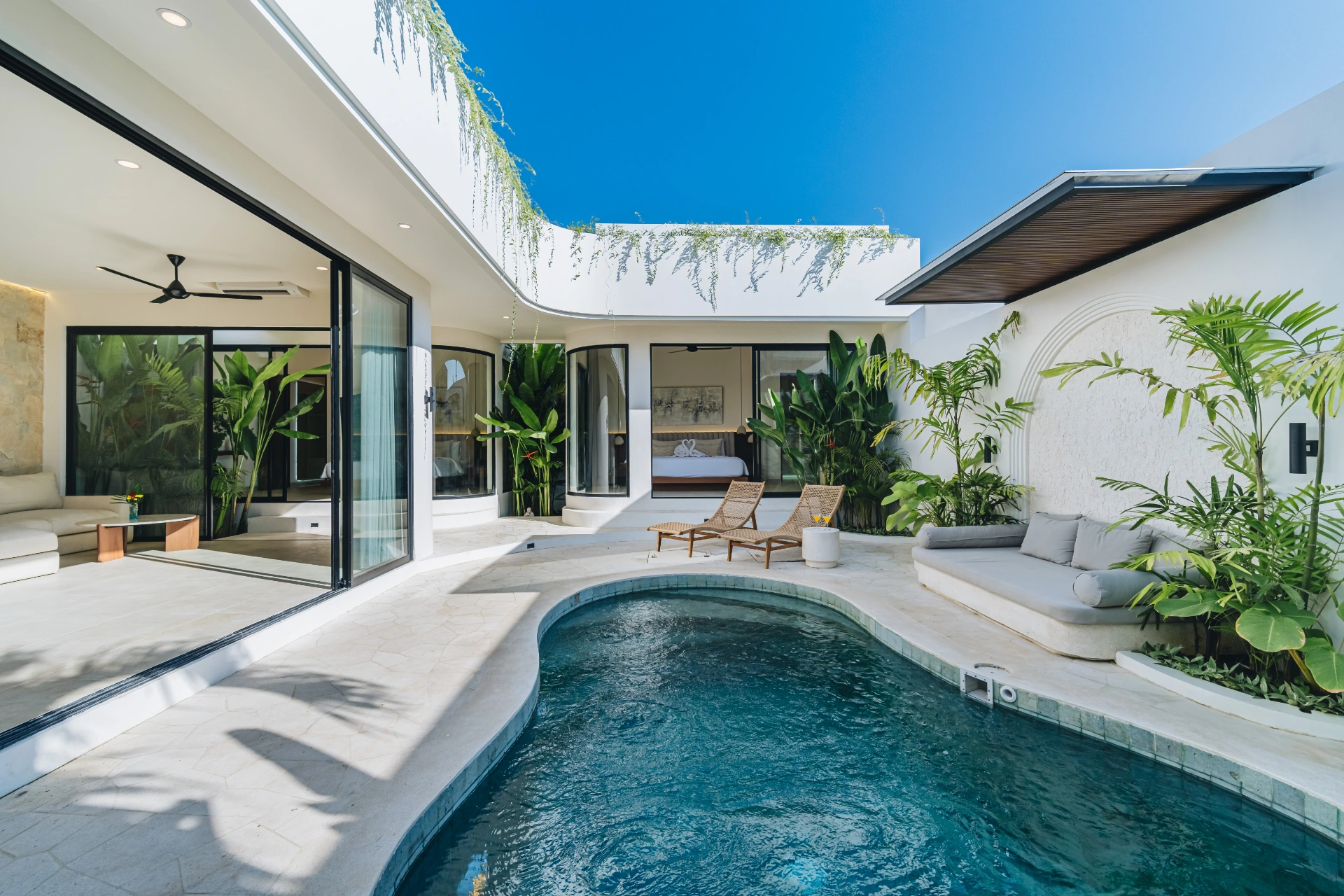 Luxury 2BR Pool Villa Near Bingin Beach | Couples & Families, 2-bed villa for rent in Uluwatu – photo 15 of 15