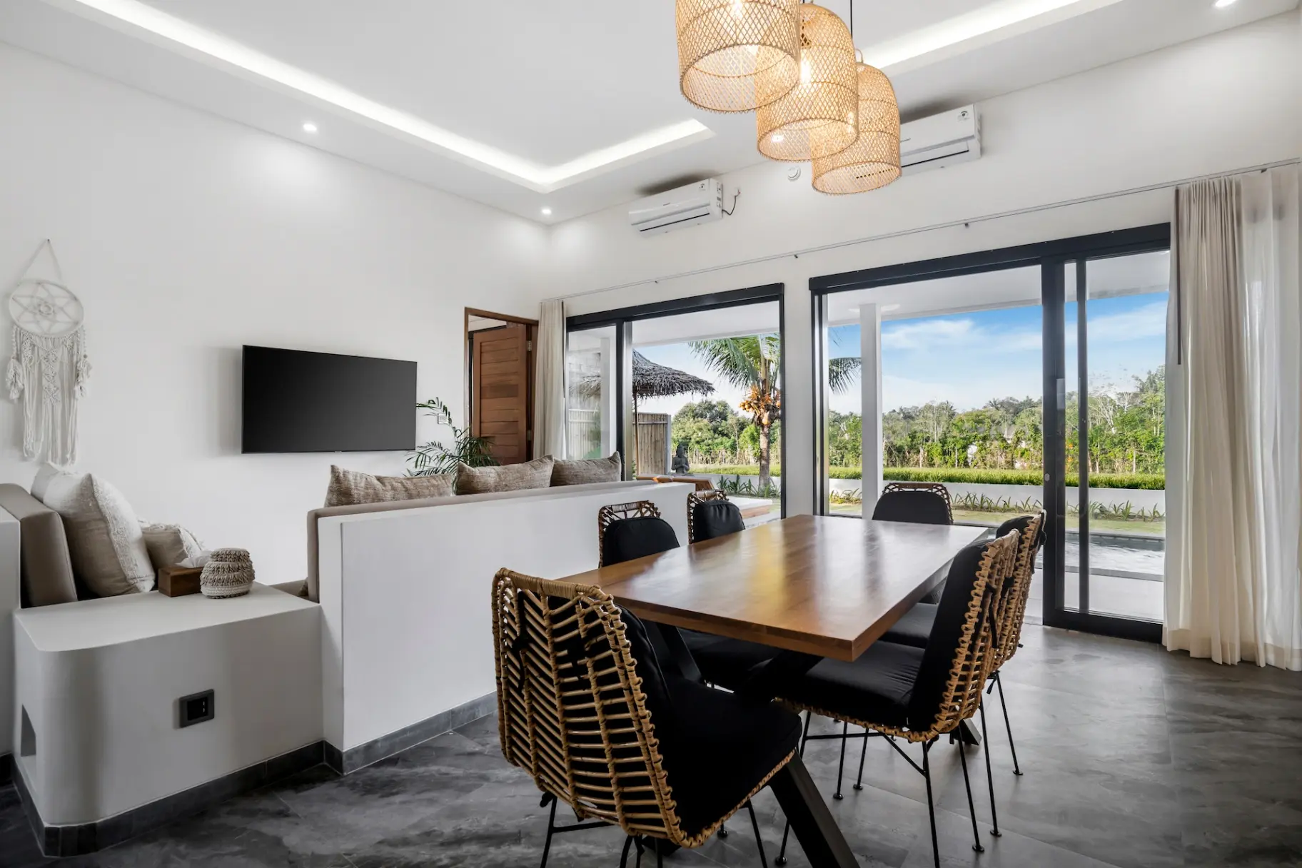 Villa Grateful - Cozy 2 BDR Villa with Private Pool and stunning Ricefields View, 2-bed villa for rent in Ubud – photo 6 of 15