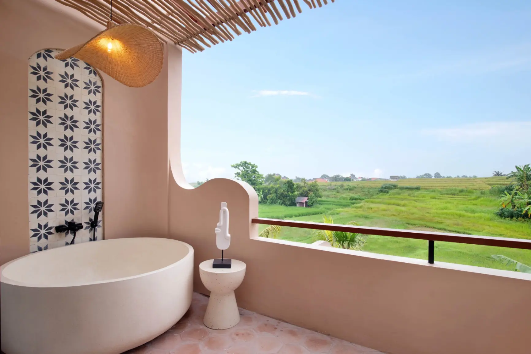 Modern Luxury Villa Ayoun – 3 BR with Gorgeous Rice Field Panorama Tumbak Bayuh, 3-bed villa for rent in Pererenan – photo 9 of 15