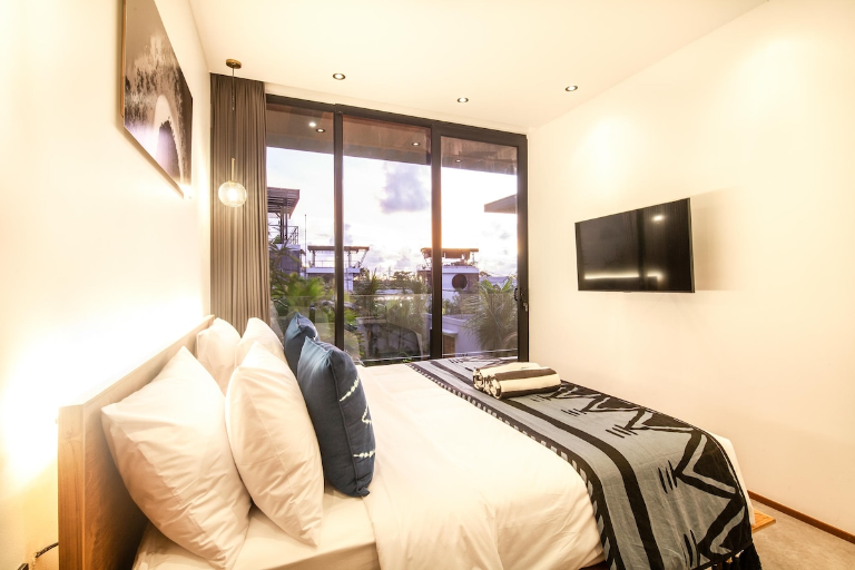 Villa Noma 4BR Pet Friendly Luxury Villa 2 Mins Walk To Lima Beach, 4-bed villa for rent in Pererenan – photo 14 of 15