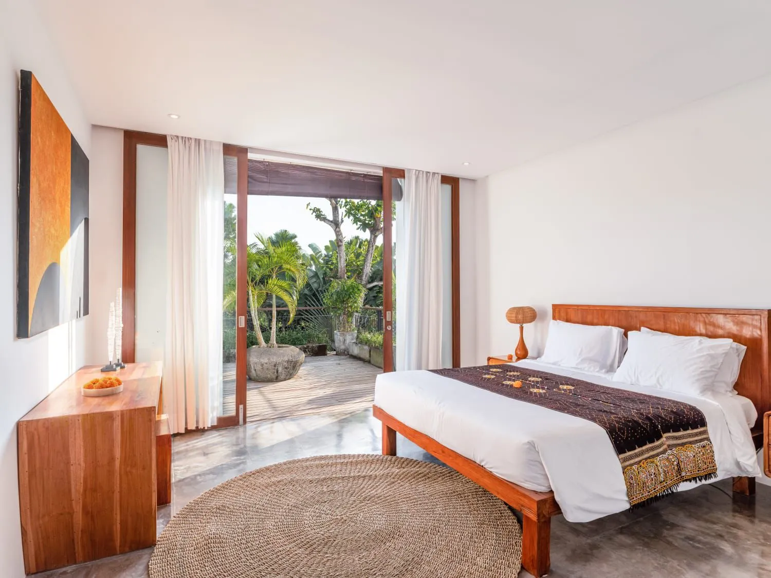 5 Bedrooms Luxury Villa Walking Distance to Echo Beach, 5-bed villa for rent in Canggu – photo 12 of 15