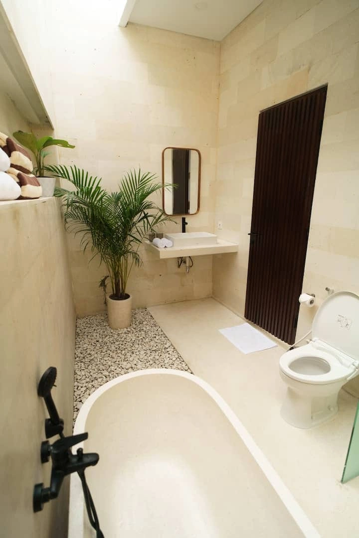Villa For Rent 2 Bed In Umalas,Kerobokan Bali, 2-bed villa for rent in Canggu – photo 9 of 15