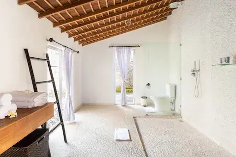5-Bedroom Private Villa for Monthly Rent in Umalas – Near Seminyak & Canggu, 5-bed villa for rent in Canggu – photo 13 of 15
