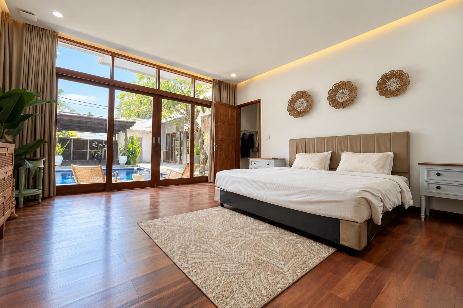 3BR Villa for Rent at Berawa, Bali, 3-bed villa for rent in Canggu – photo 10 of 15