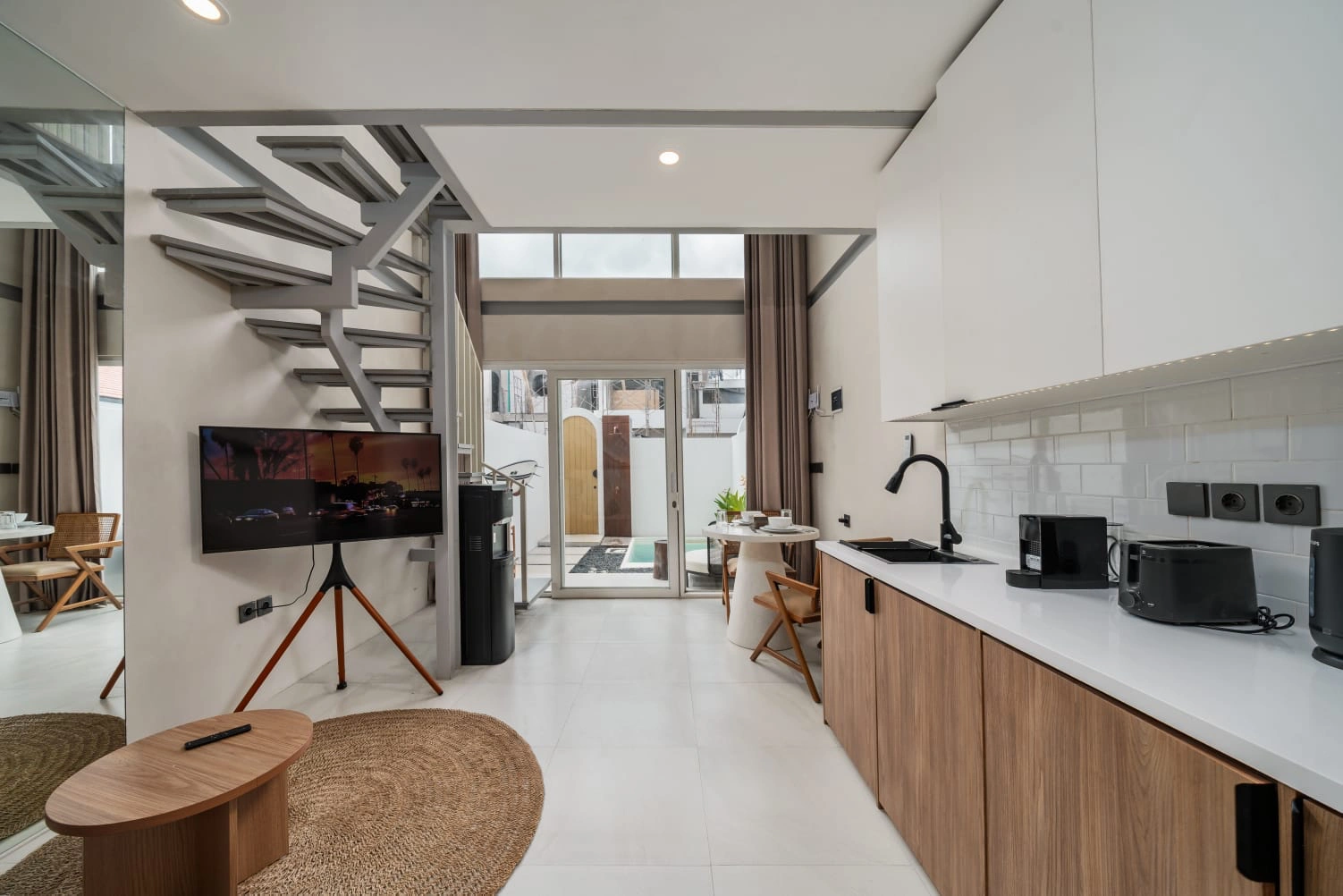 Loft at Balangan Privat pool, 1-bed villa for rent in Uluwatu – photo 8 of 10