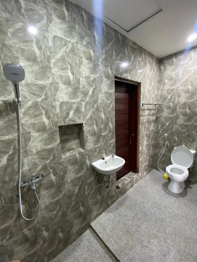 Unfurnished House Located at Kerobokan, 2-bed villa for rent in Kuta – photo 6 of 9
