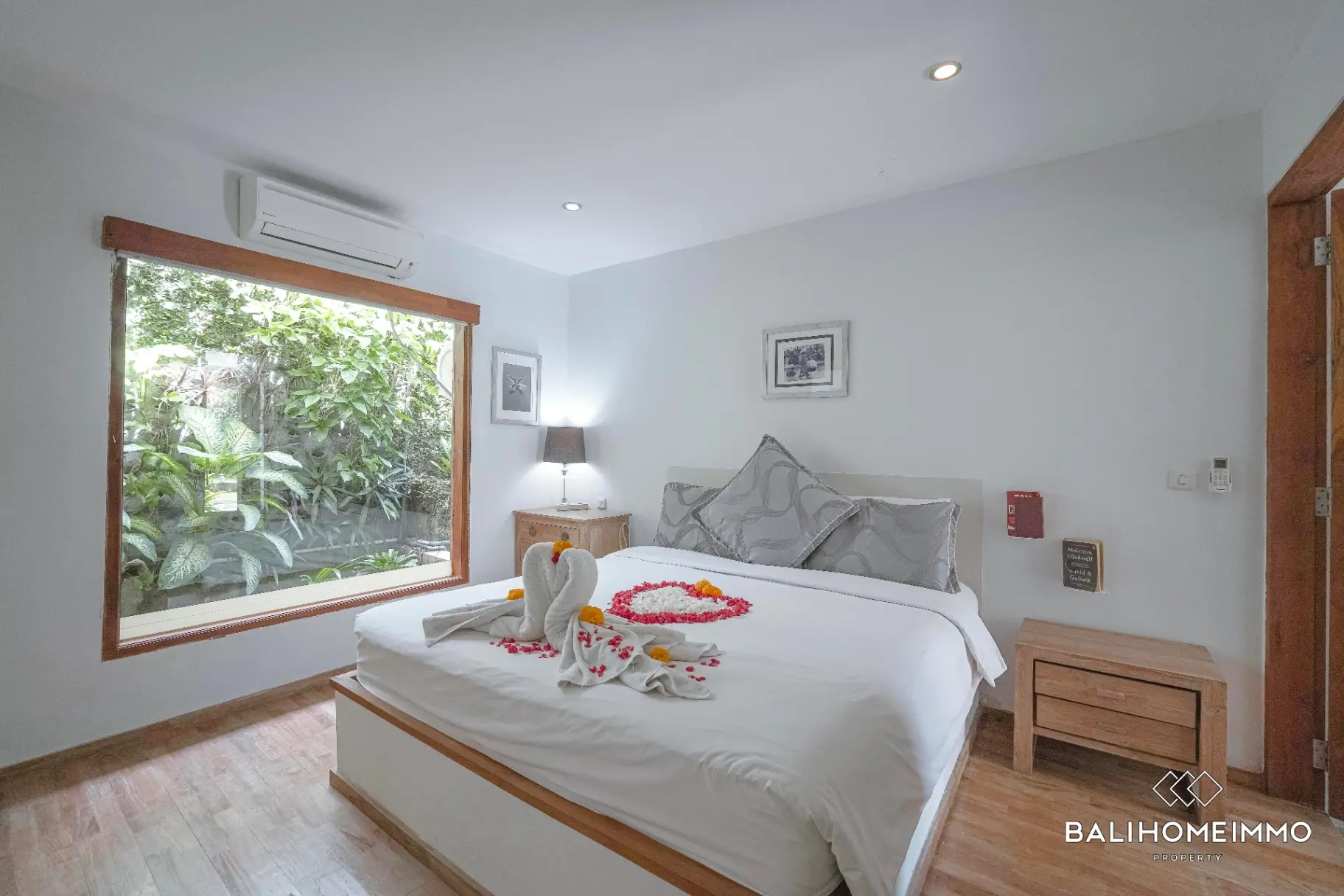 Modern 3BR Villa w/ Private Pool and Home Office, 3-bed villa for rent in Canggu – photo 8 of 10