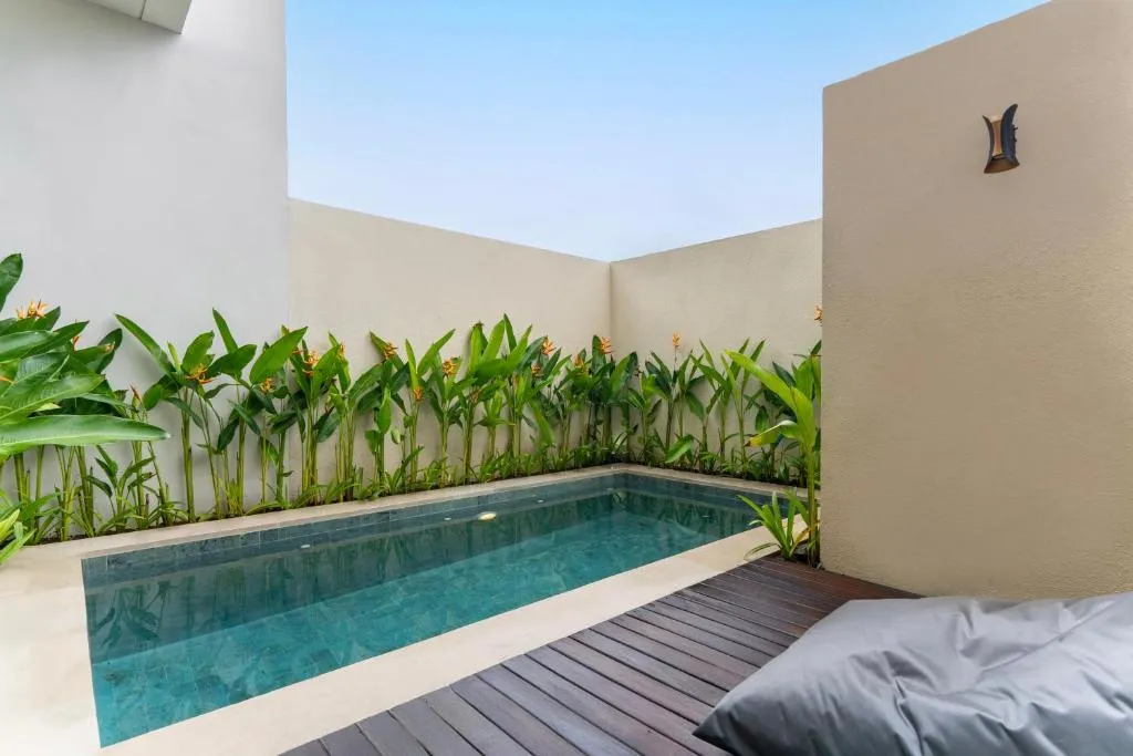 2BR Villa in Berawa Canggu, 2-bed villa for rent in Canggu – photo 2 of 12