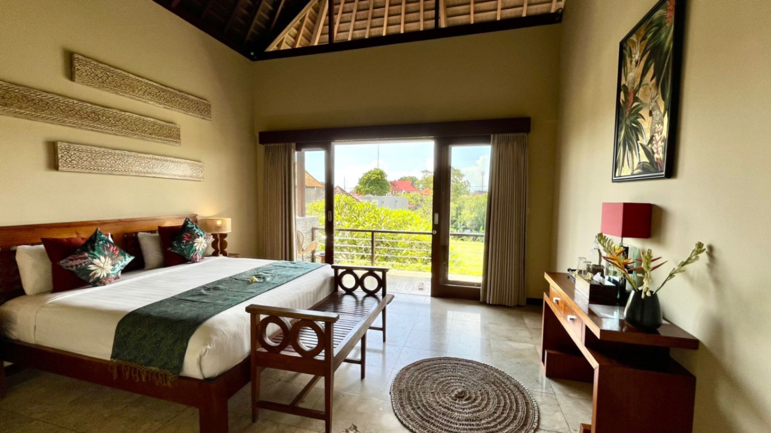 4 Bedroom Ricefield View in Kayu Tulang, 4-bed villa for rent in Canggu – photo 8 of 15