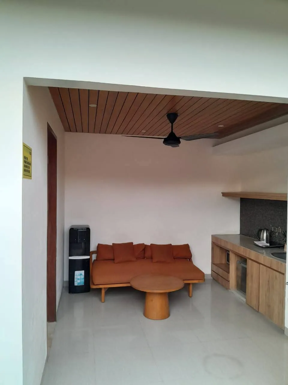 1 Bedroom Villa in Berawa, Idr 18 Mill/month, 1-bed villa for rent in Canggu – photo 2 of 4