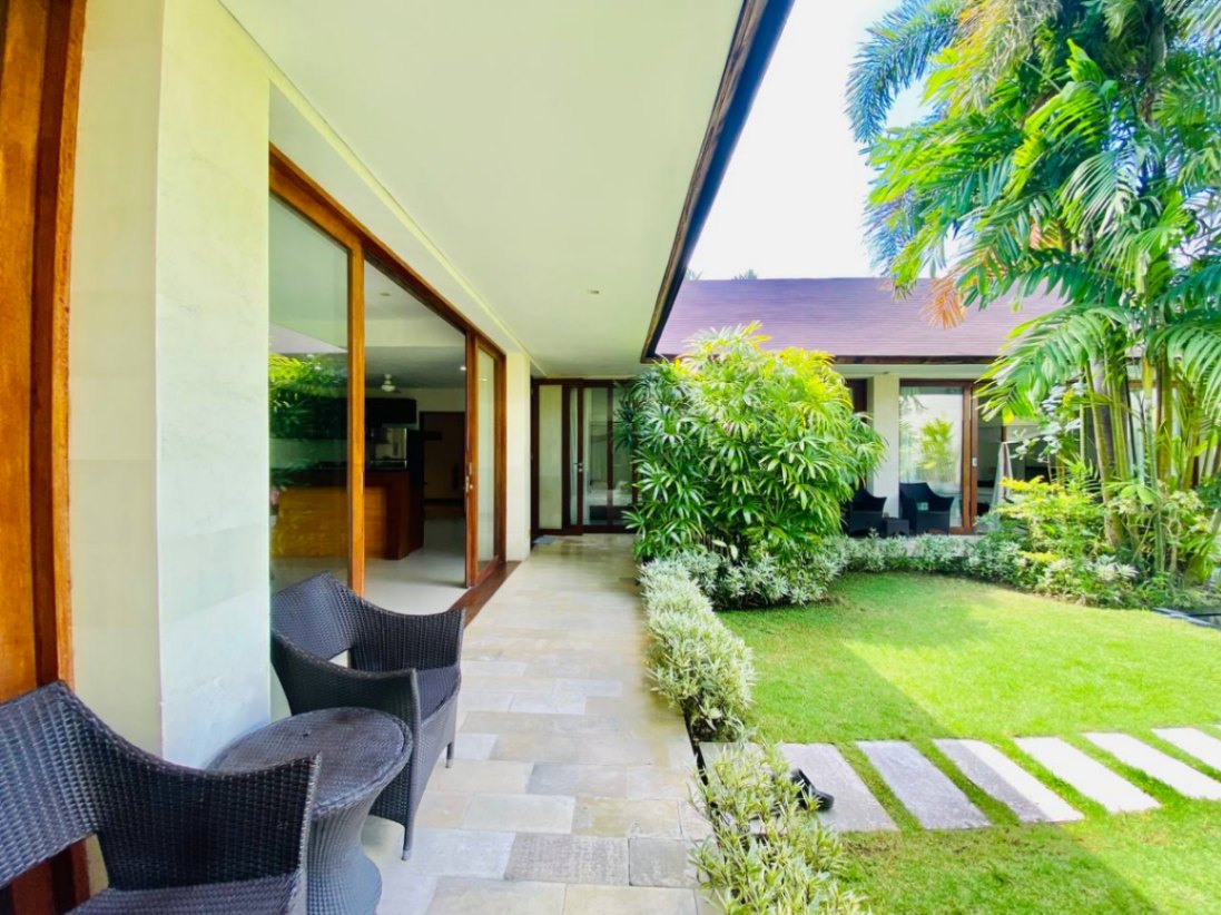 3 Bedroom Villa Fully Furnished in Berawa, 3-bed villa for rent in Canggu – photo 14 of 15