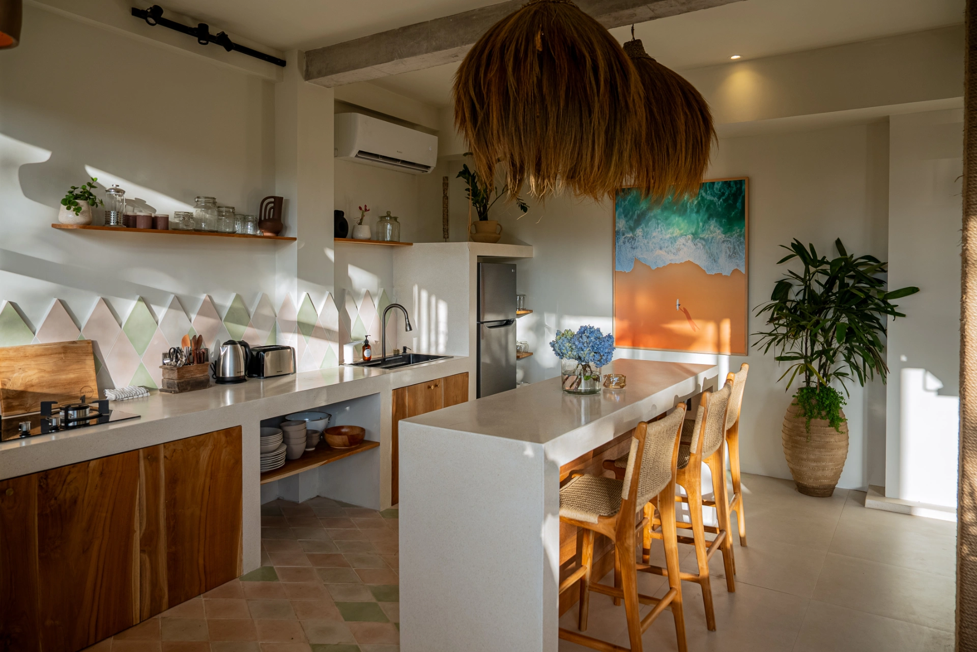 Luxury 2BR Canggu Villa with Rooftop Lounge & Pool | Maison Matahari, 2-bed villa for rent in Canggu – photo 3 of 15