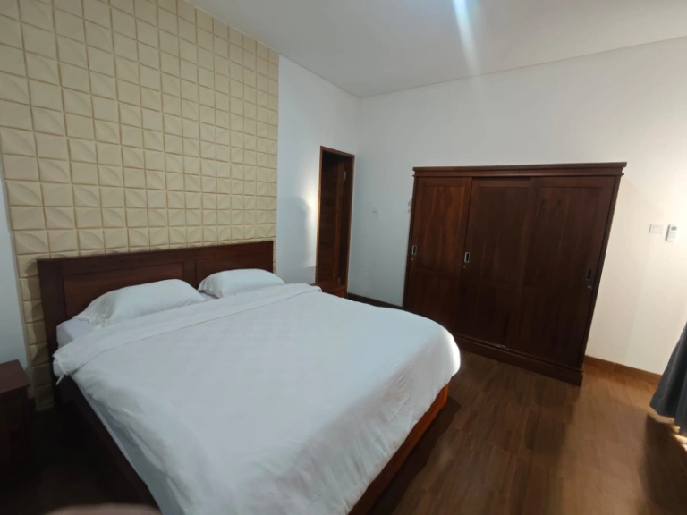 Spacious 3 bedroom villa in pecatu-uluwatu, 3-bed villa for rent in Uluwatu – photo 3 of 12