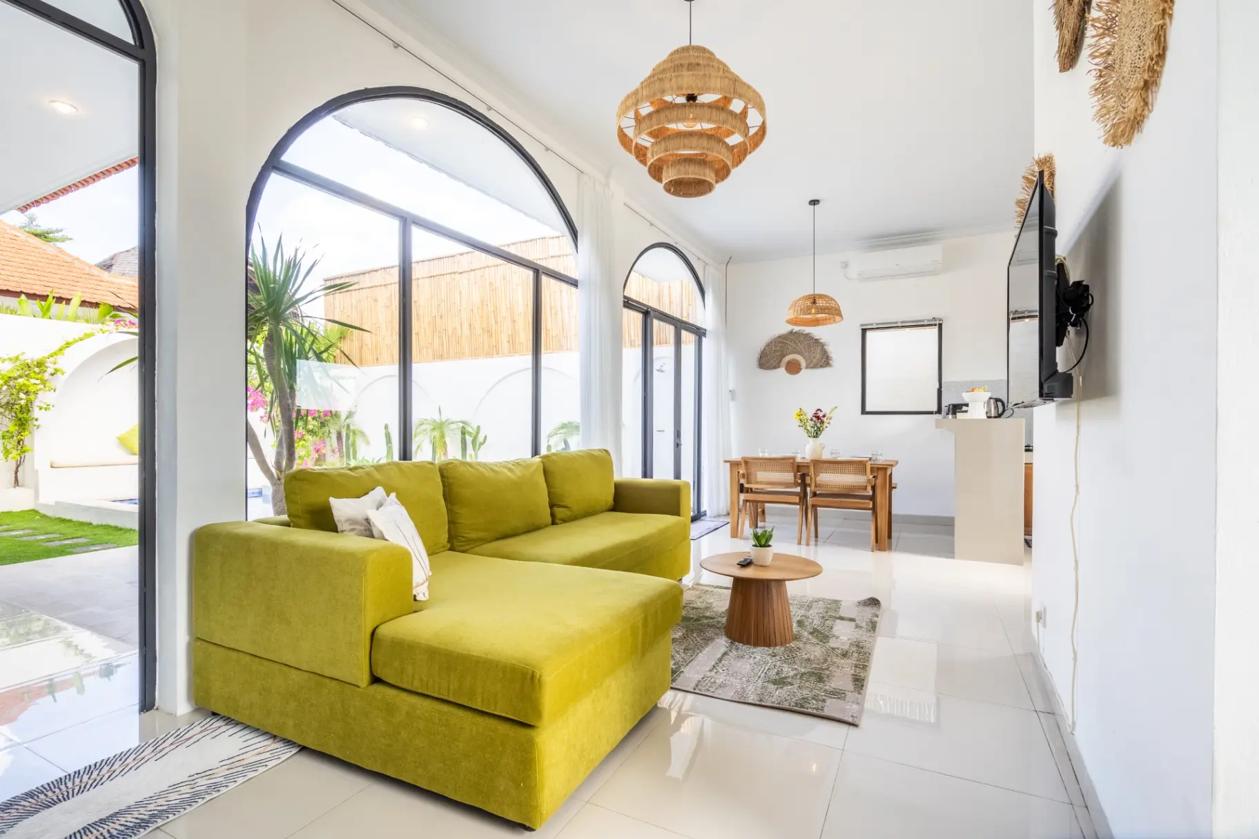 Special Deal for March - April Only 5 Minutes to Echo Canggu Beach - Yuma Villa, 2-bed villa for rent in Canggu – photo 4 of 15
