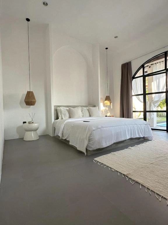 3BR Villa for Rent at Berawa, Canggu, 3-bed villa for rent in Canggu – photo 8 of 15
