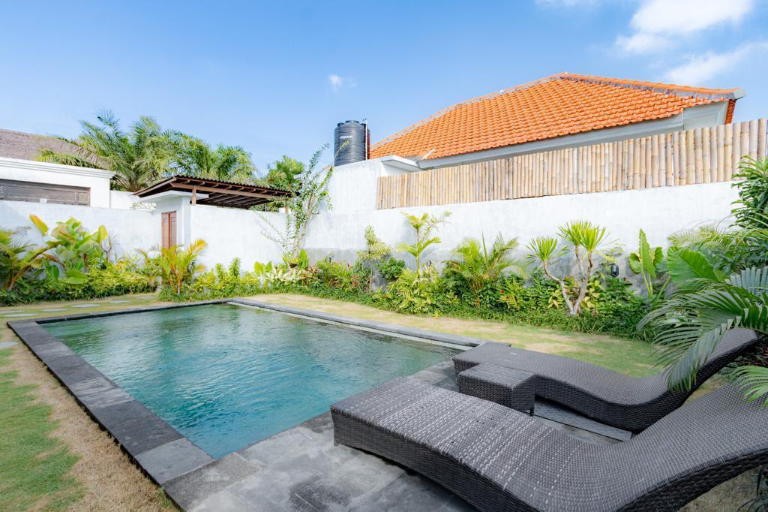 1BR Studio with Privat pool at seseh - 100m to Seseh Beach, 1-bed villa for rent in Seseh – photo 10 of 15