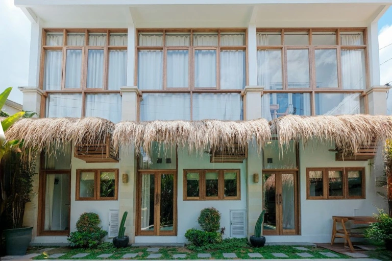 1BR Boutique Villa with Shared Pool in Central Pererenan, 1-bed villa for rent in Pererenan – photo 8 of 13