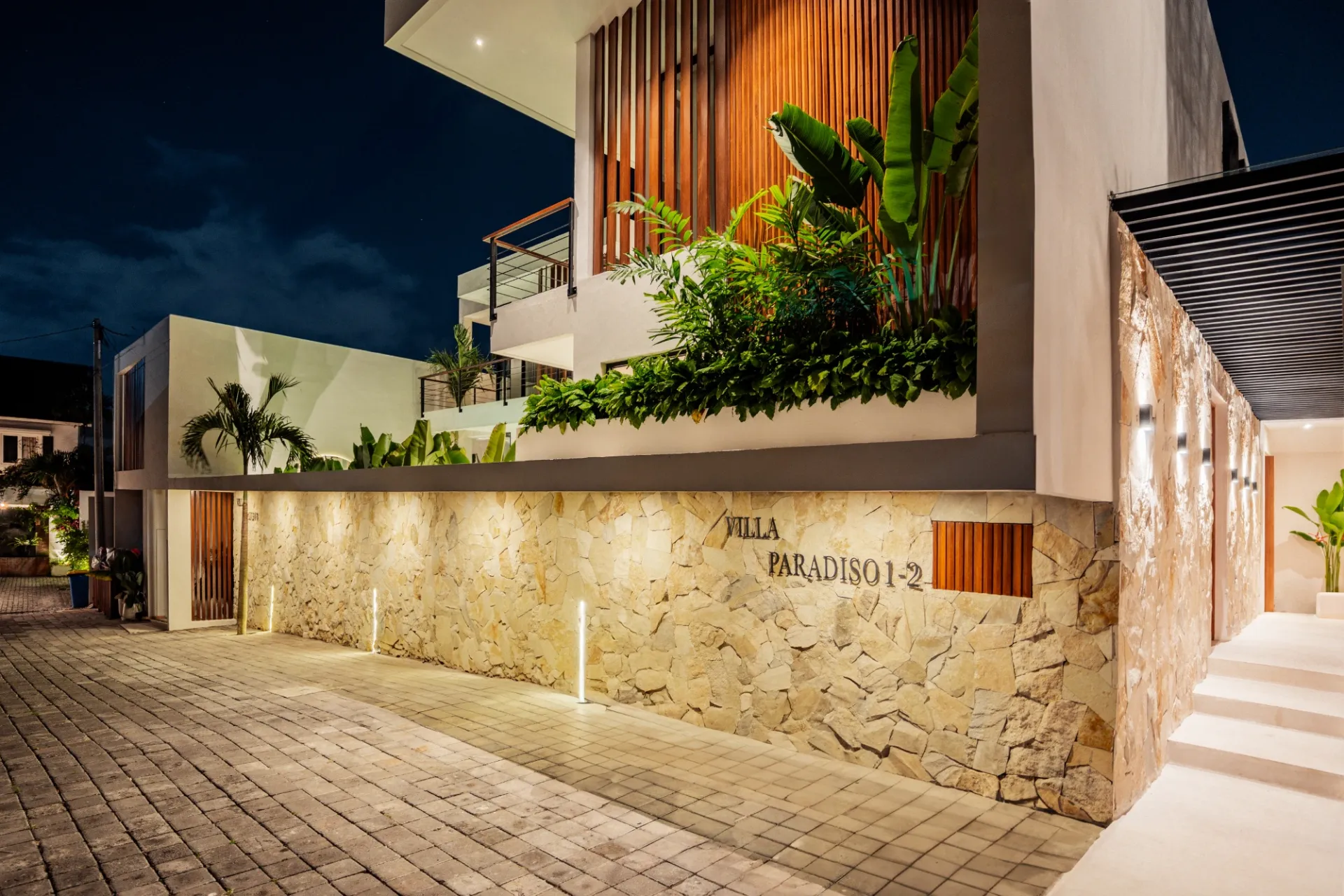 Modern Luxury 3BR Villa Canggu | Paradiso 2, 3-bed villa for rent in Canggu – photo 2 of 15