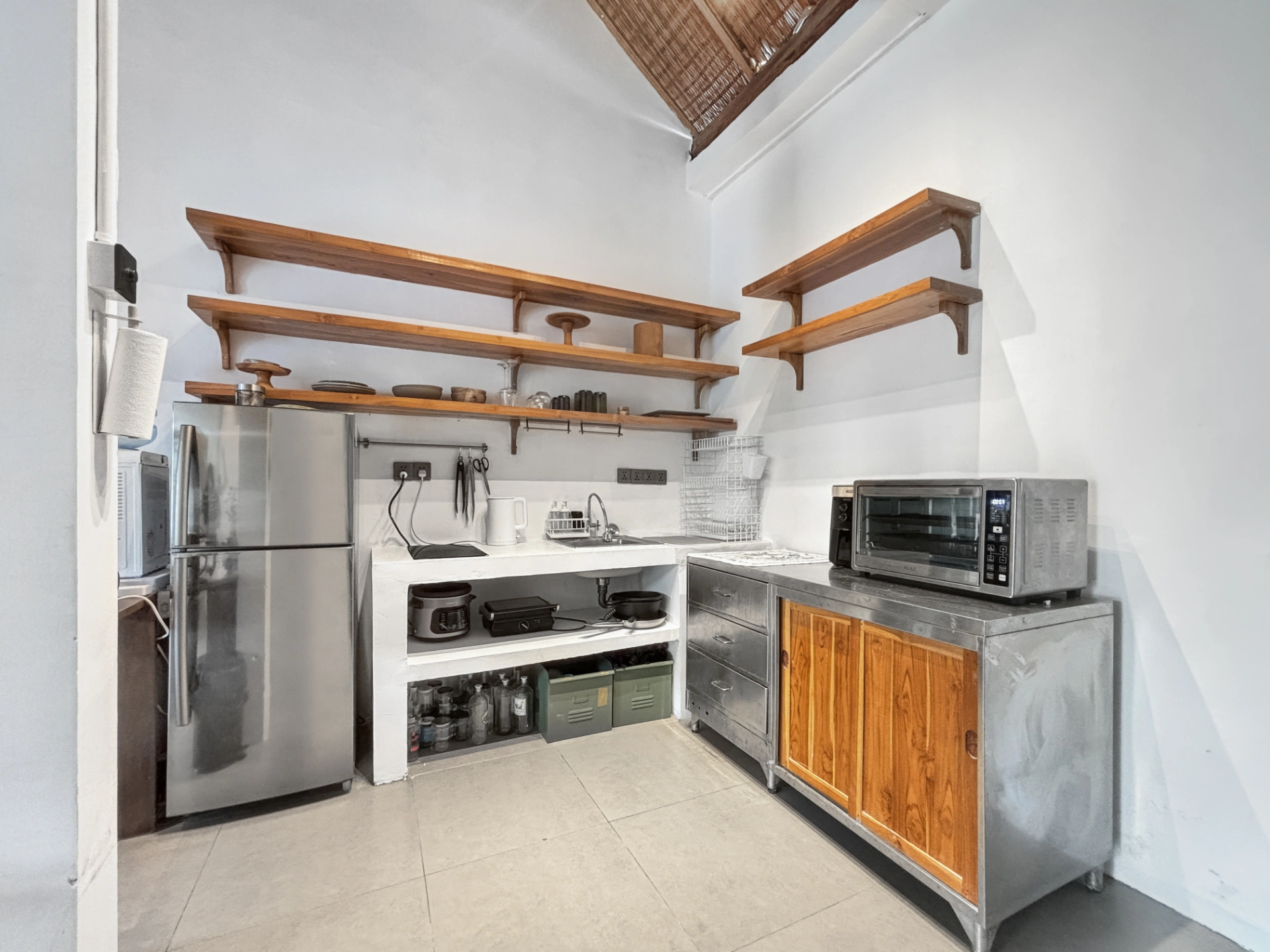 Character-filled Home in the Heart of Berawa, Canggu, 1-bed villa for rent in Canggu – photo 7 of 12