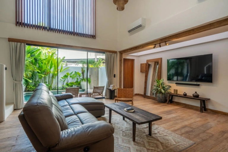Villa For Rent 3 Bed In Berawa,Badung Bali, 3-bed villa for rent in Canggu – photo 11 of 15