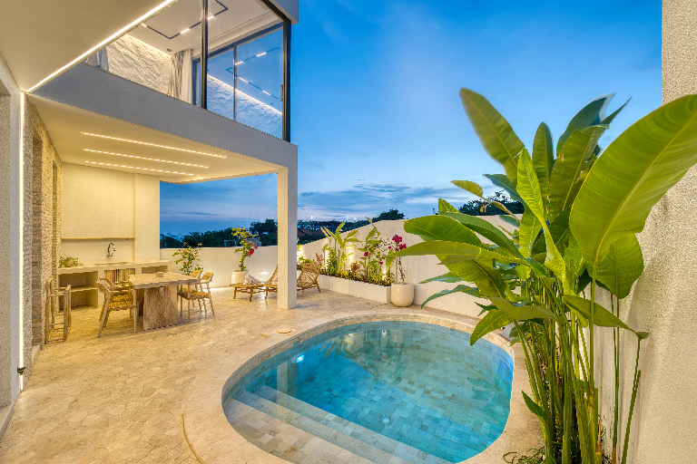 New Luxury Ocean View Villa - Pandawa Beach — 5 minutes - Rooftop BBQ, 3-bed villa for rent in Nusa Dua – photo 5 of 15
