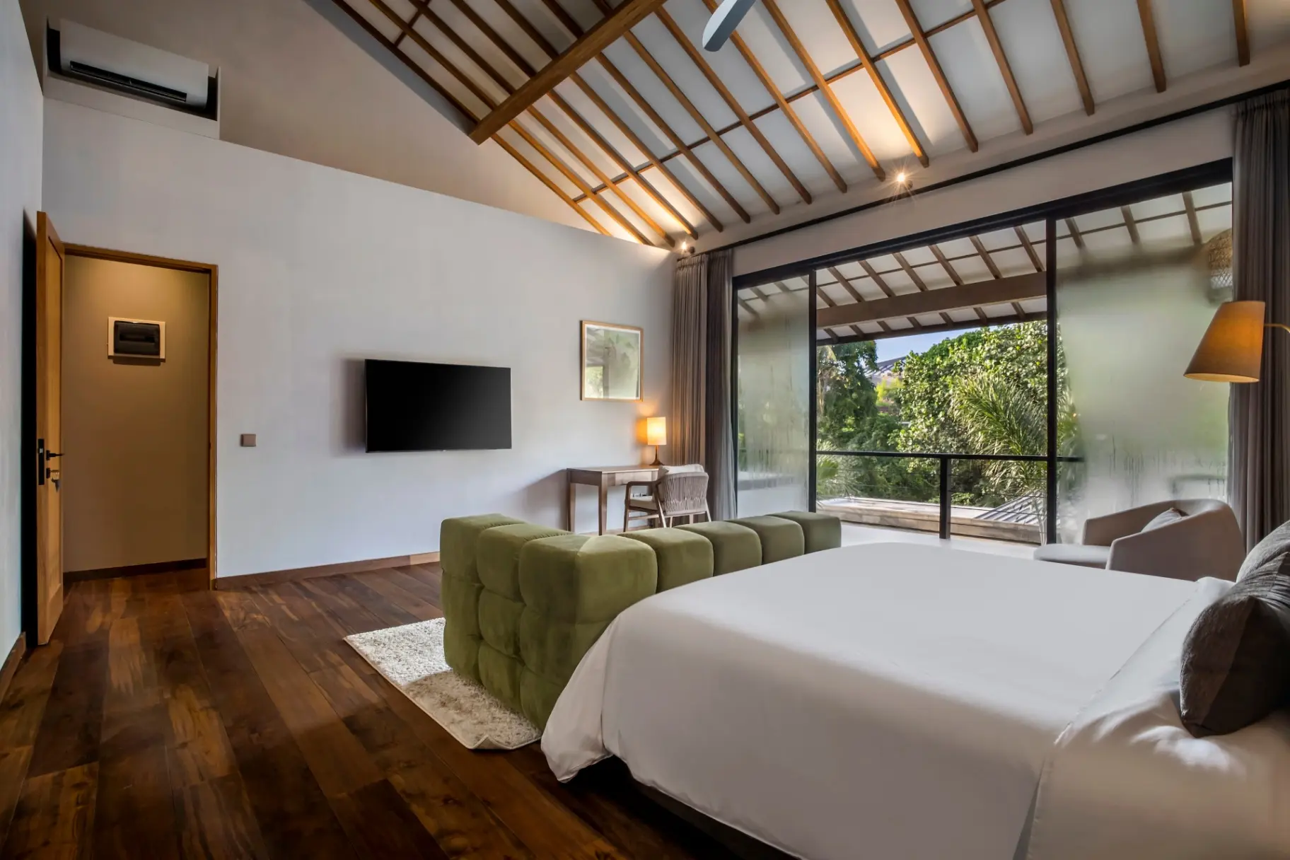 Pererenan Paradise: 2BD Luxury Townhouse w/ Pool - Villa Pereh, 2-bed villa for rent in Pererenan – photo 7 of 14