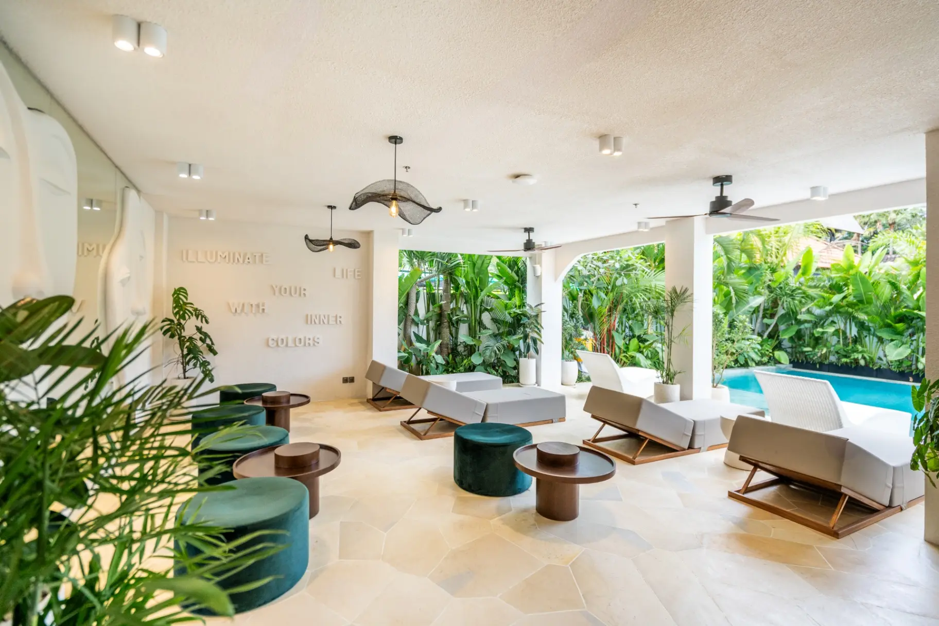 Sunny Muse Studio - Beachside 1BR Canggu | Rooftop Gym, Sauna & Pool, 1-bed villa for rent in Canggu – photo 8 of 15
