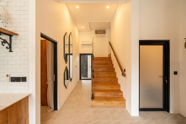 Stylish 3BR Villa in Peaceful Tumbak Bayuh, 3-bed villa for rent in Pererenan – photo 6 of 15