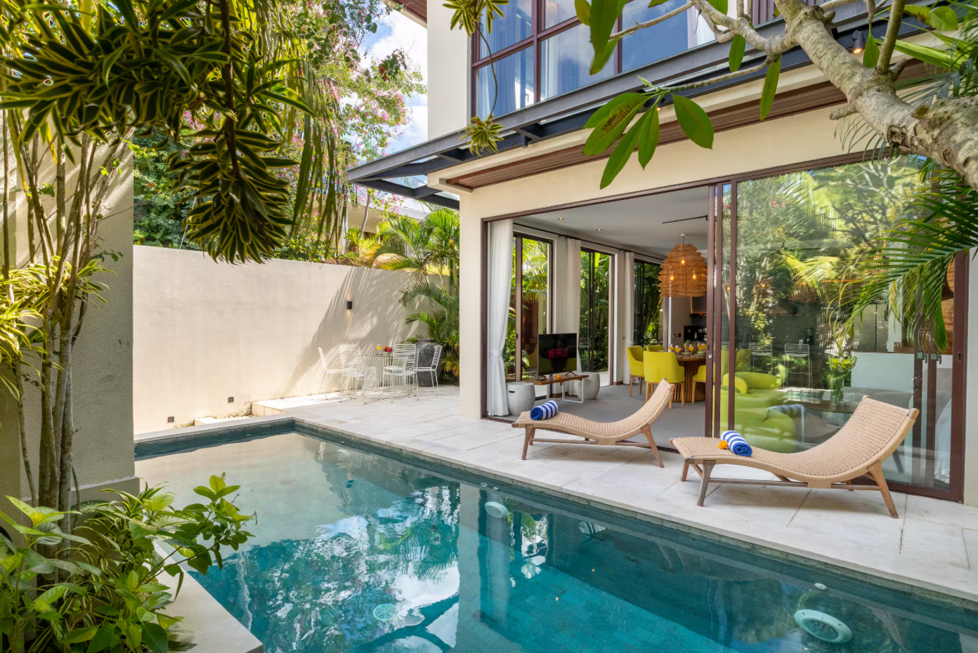 Luxury Tropical Escape 4BR Villa in Umalas w Pool, 4-bed villa for rent in North Bali – photo 8 of 10