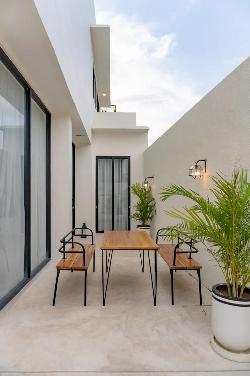 Villa For Rent 4 Bed In Pererenan Beach,Bali, 4-bed villa for rent in Pererenan – photo 7 of 15
