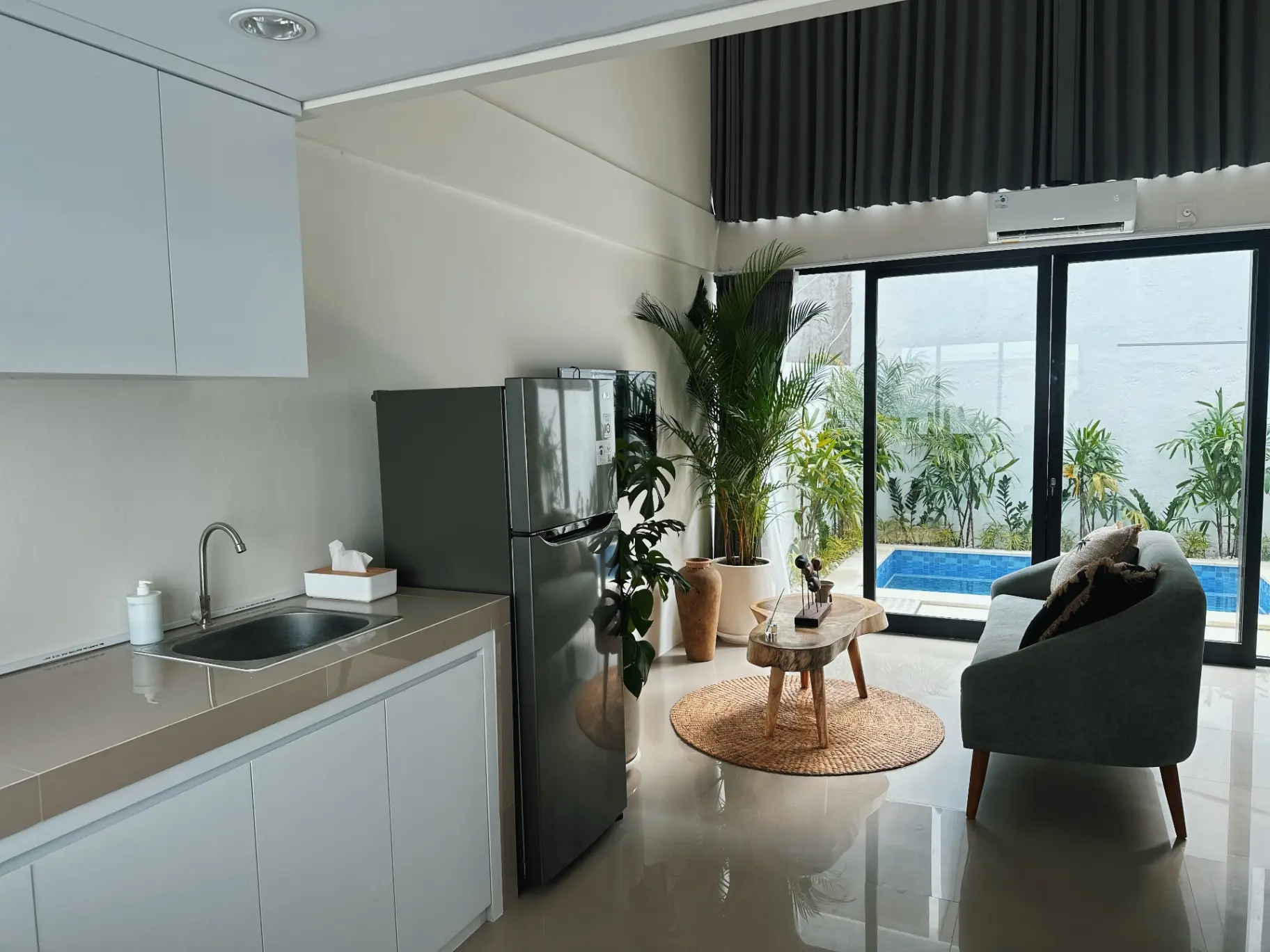 Your Own Private Oasis: New 1-Bedroom mezzanine Apartment in Tumbak Bayuh, Pererenan!, 1-bed villa for rent in Pererenan – photo 9 of 11