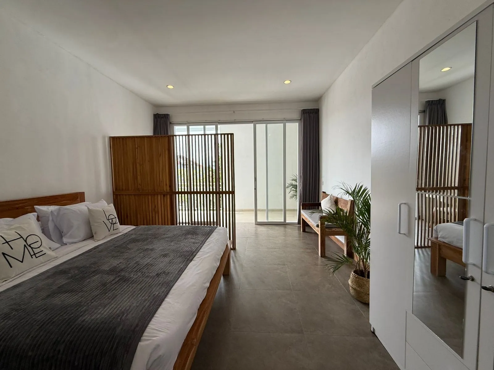 Villa For Rent 5 Bed In Kerobokan,Badung Bali, 5-bed villa for rent in Canggu – photo 12 of 15