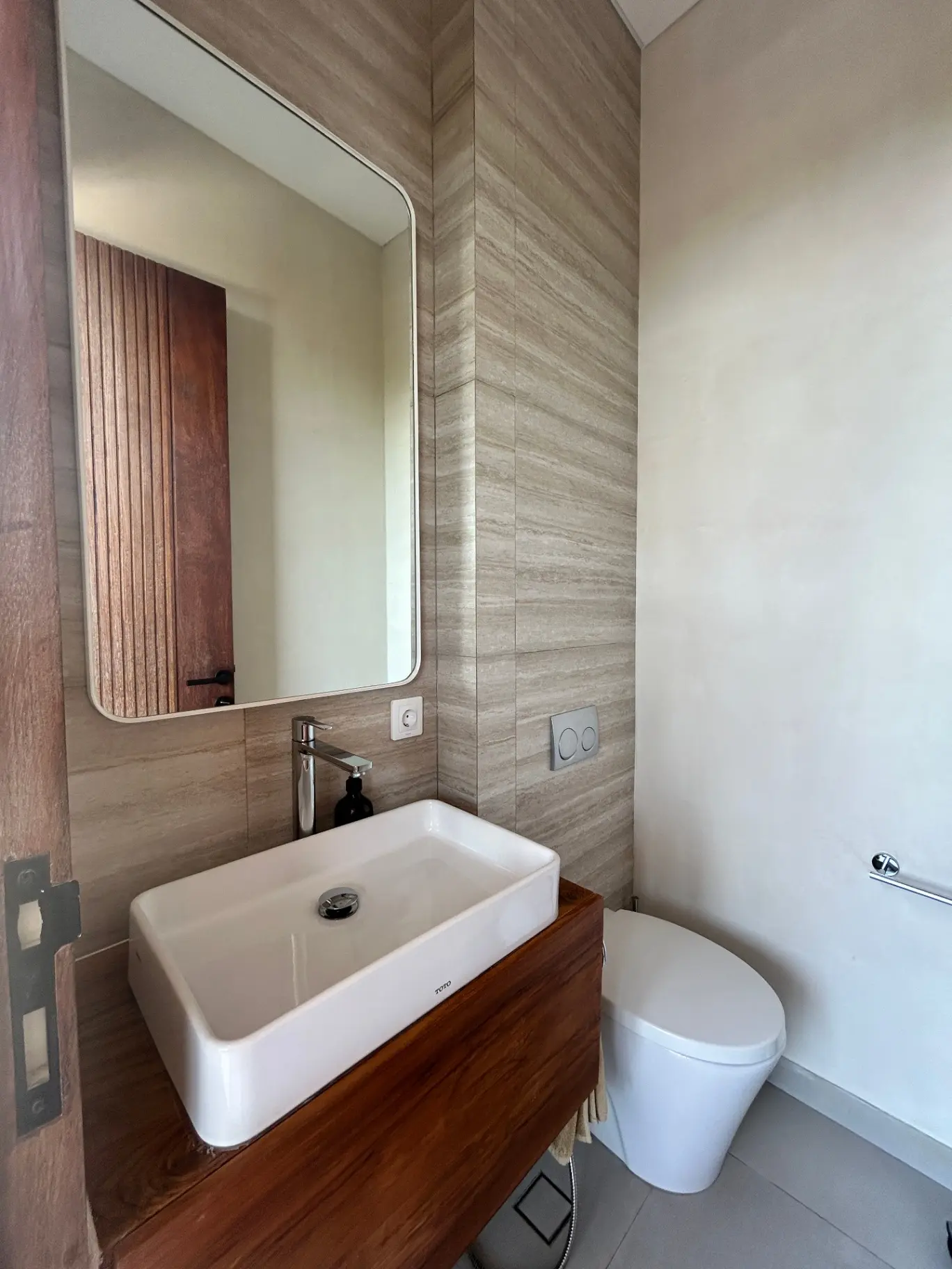 Modern 2BR Villa w/ Ocean Views and Private Pool, 2-bed villa for rent in Uluwatu – photo 10 of 15