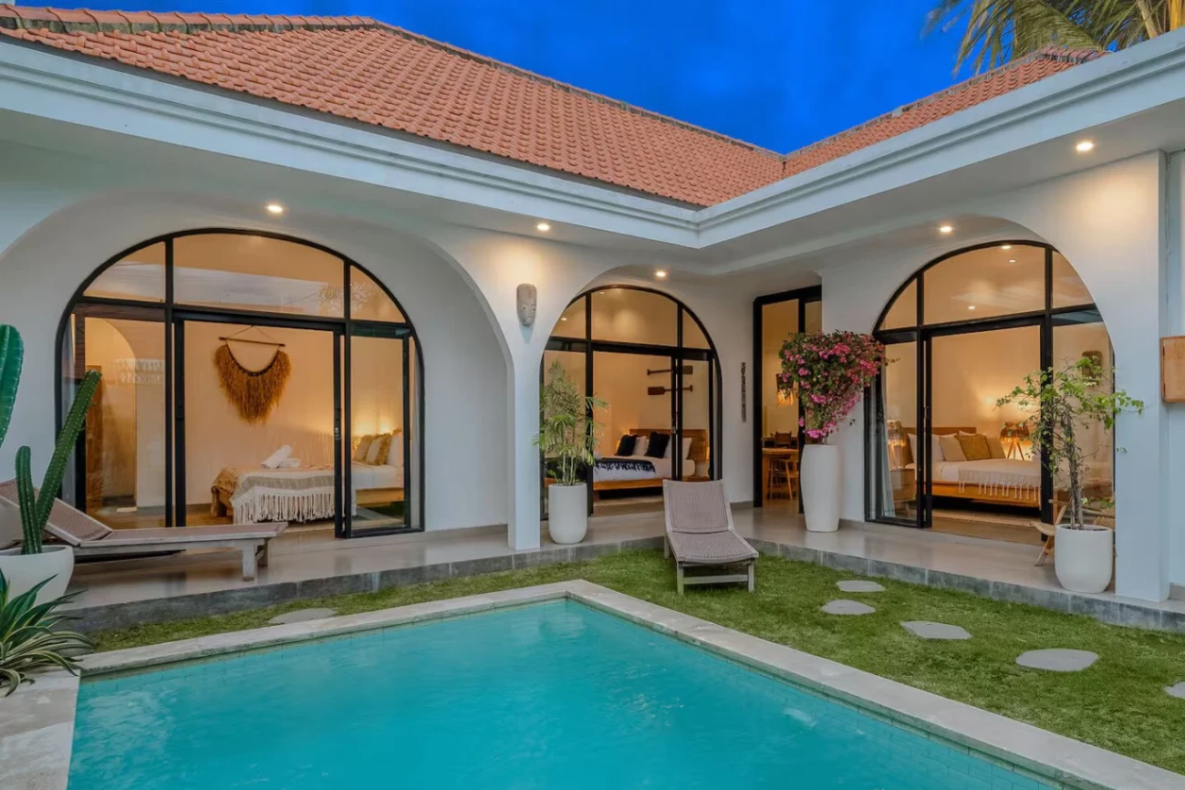 3 Bedrooms Villa in Batu Bolong, 3-bed villa for rent in Canggu – photo 12 of 15