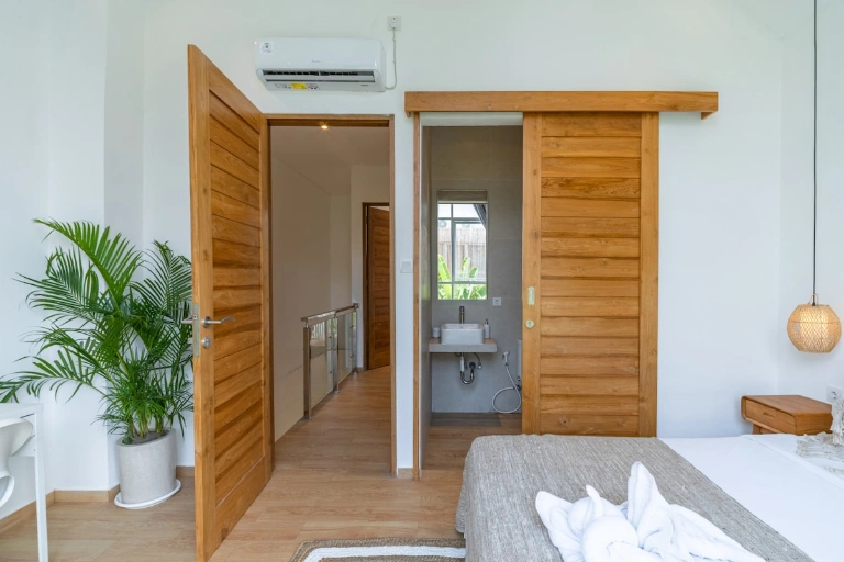 Modern 2BR Pool Villa | Parking | WiFi 200+, 2-bed villa for rent in Canggu – photo 12 of 15