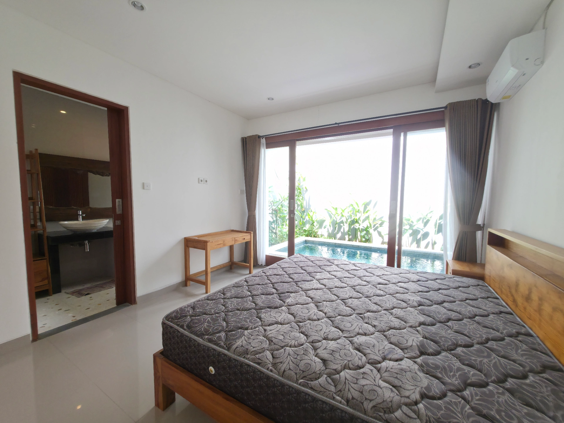 Modern Tropical Villa The Eighteenth in Sanur Renon Tukad balian Bali Pool 2BR, 2-bed villa for rent in Sanur – photo 10 of 15