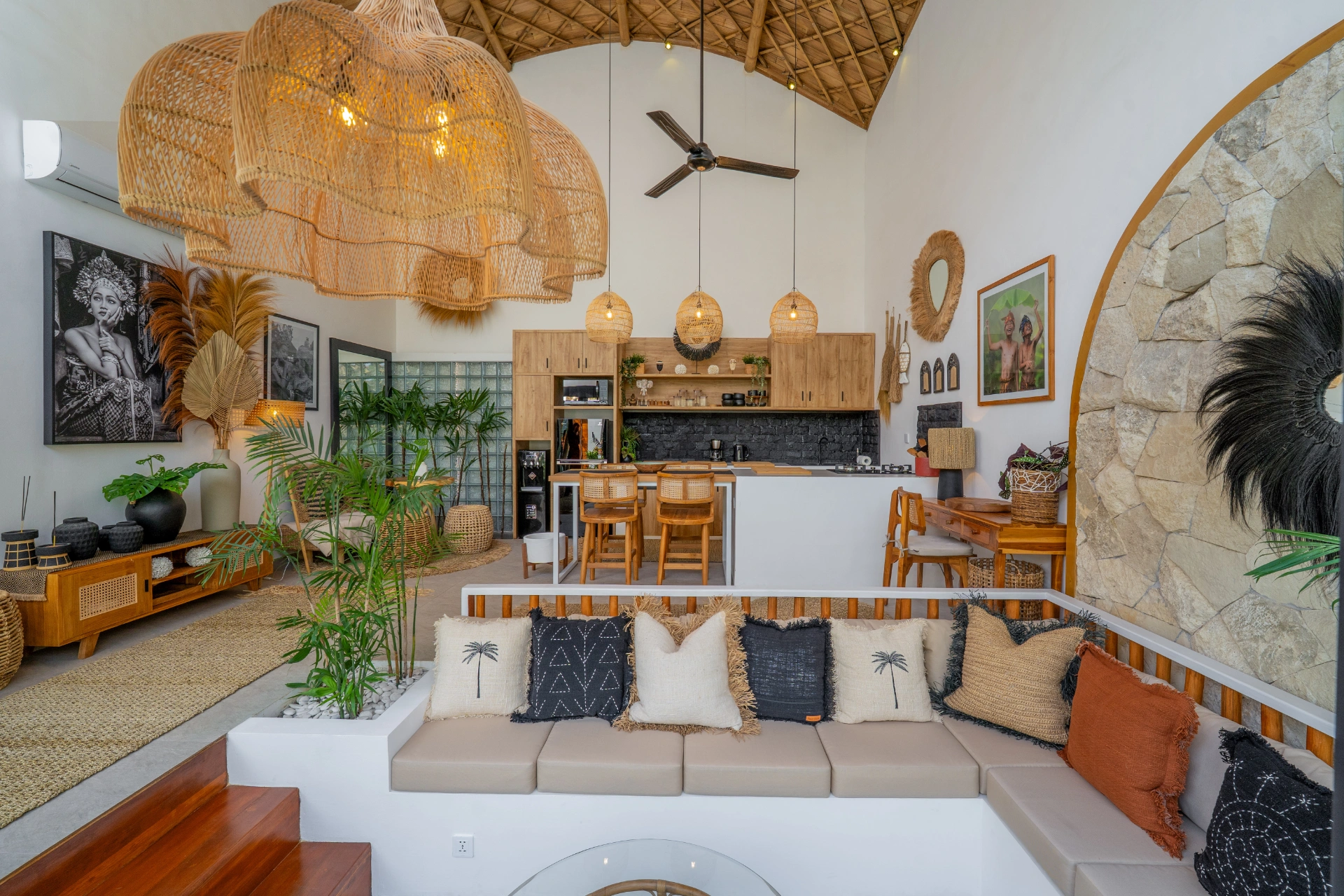 Villa Bergaya – 2BR Brand New Chic Oasis in Berawa, 2-bed villa for rent in Canggu – photo 14 of 15