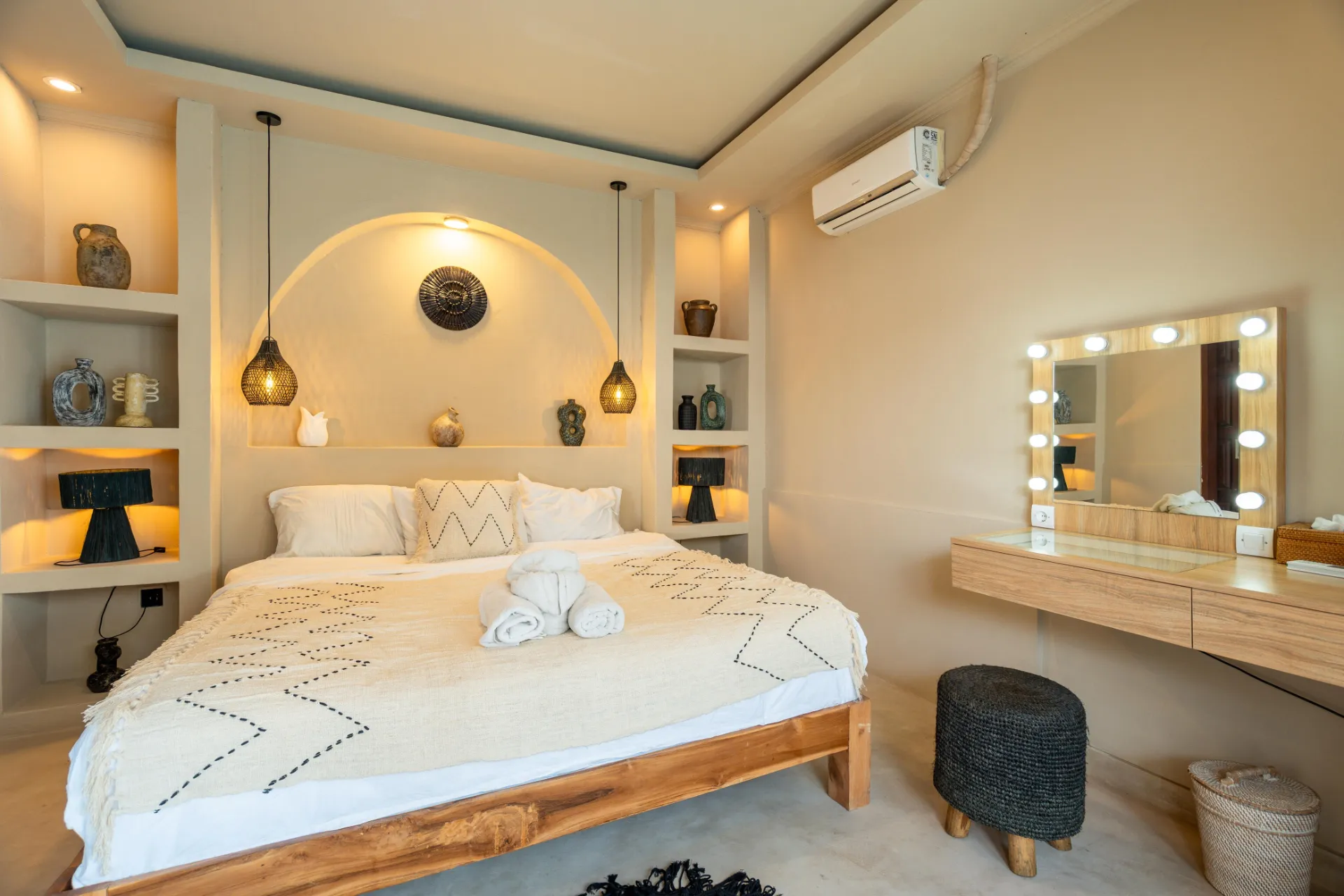 Modern 2BR Villa w/ Private Pool and Enclosed Living, 2-bed villa for rent in Canggu – photo 7 of 15