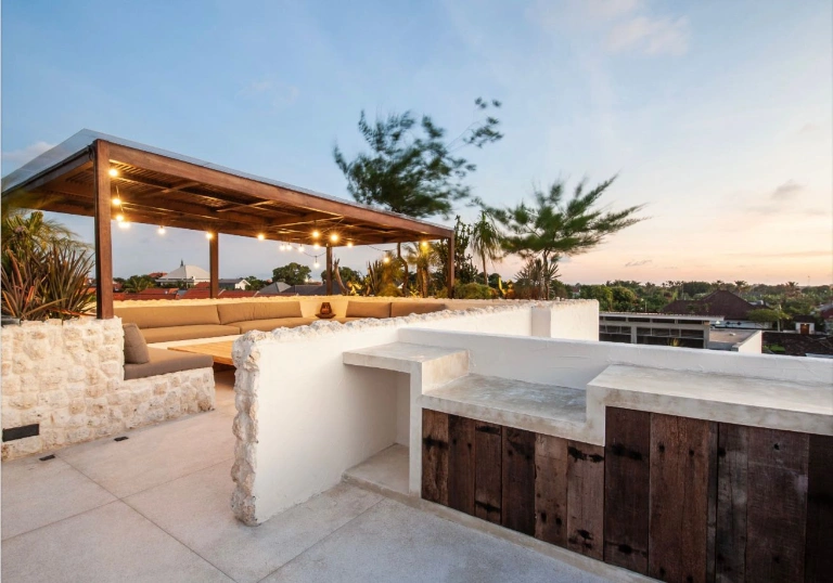 4 Bedroom Luxury Villa in Canggu Berawa, 4-bed villa for rent in Canggu – photo 3 of 14