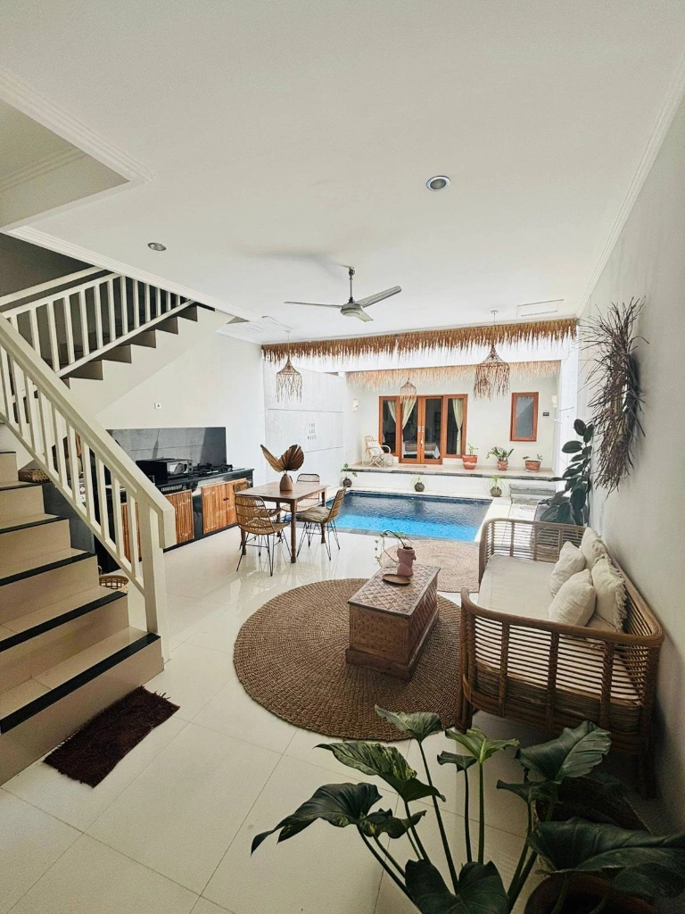 2 Bedroom Modern Villa for Yearly R2 Bedrooment in Canggu Padang Linjong, 2-bed villa for rent in Canggu – photo 3 of 14