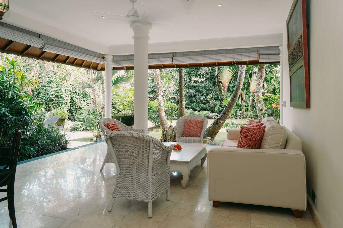 4-Bedroom Villa with Lush Garden Sanctuary in Pererenan, 4-bed villa for rent in Pererenan – photo 13 of 15