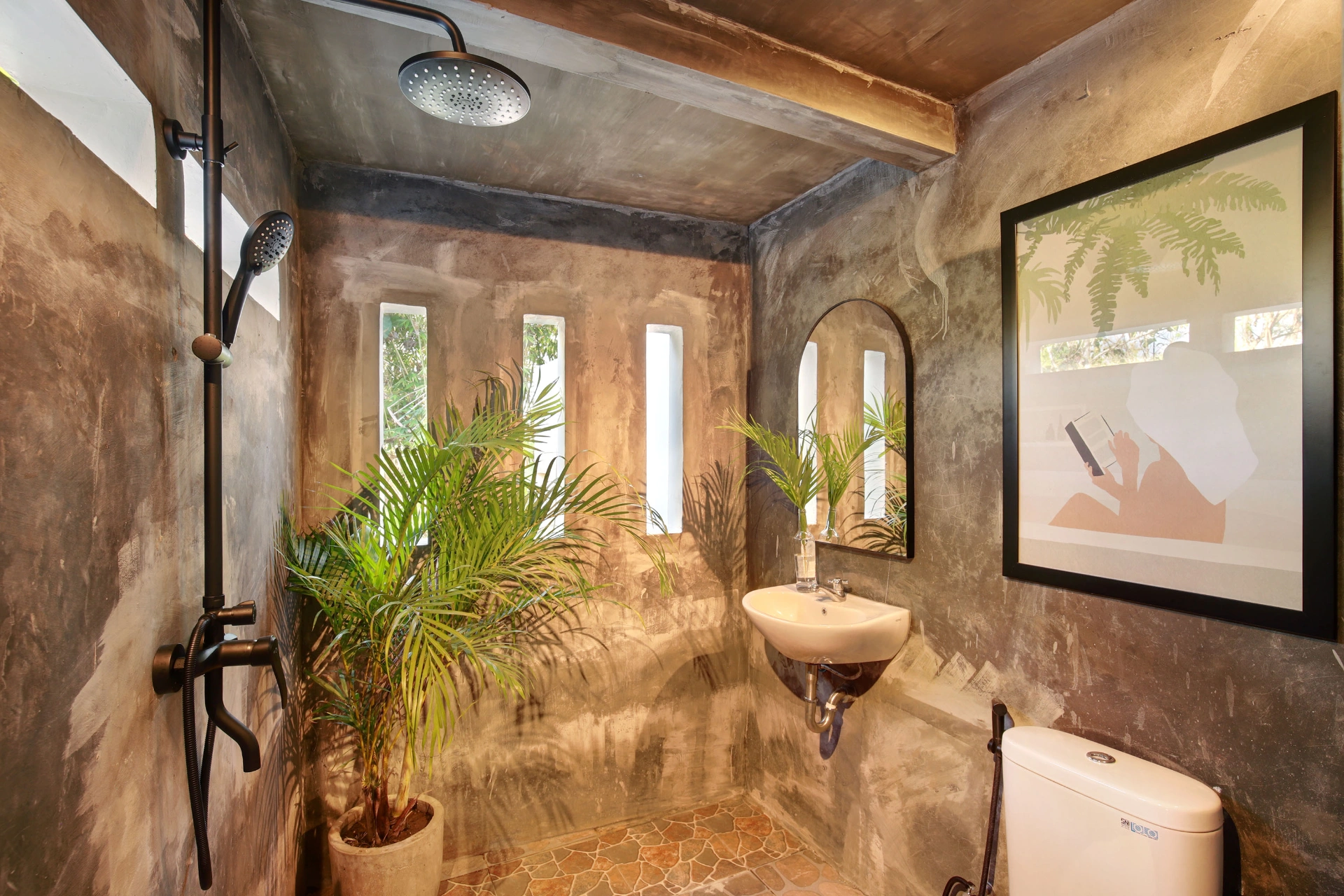 Traditional 1930's Joglo Beach House on a good size land in Uluwatu beaches area, 1-bed villa for rent in Uluwatu – photo 13 of 15