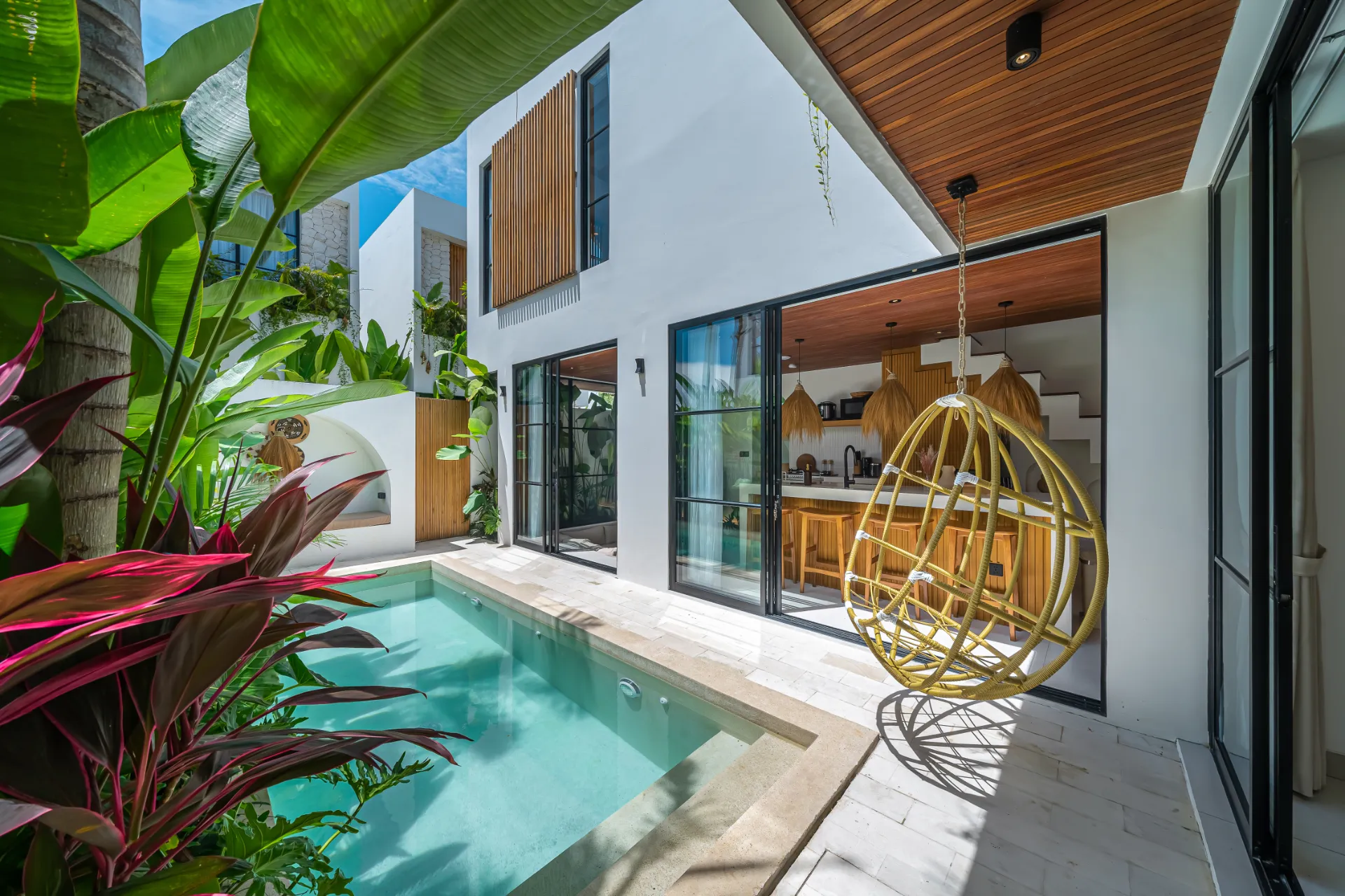 Villa Savani - Brand New Modern Tropical 3-Bedroom Villa in Cemagi, 3-bed villa for rent in Pererenan – photo 4 of 15