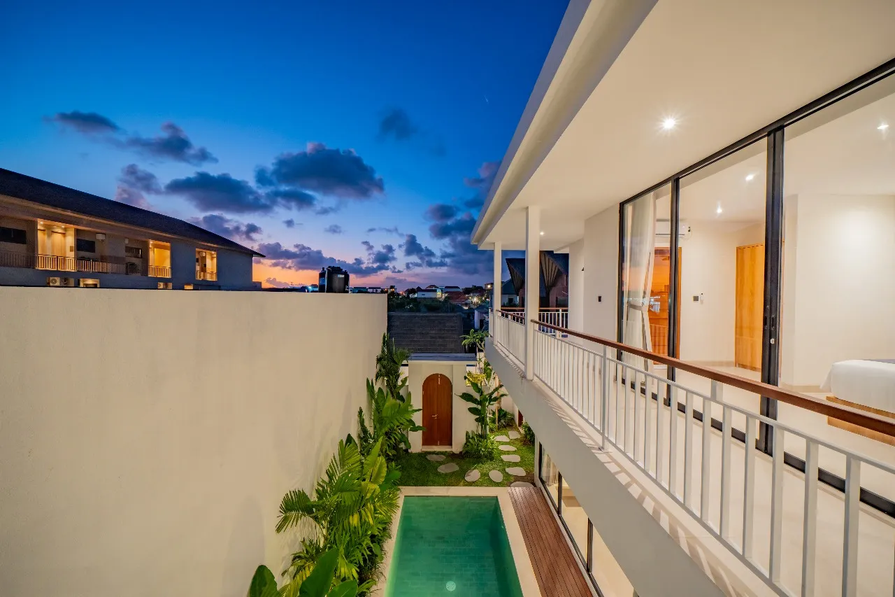 3 Bedroom Villa Furnished for Monthly & Yearly Rent in Canggu, 3-bed villa for rent in Canggu – photo 2 of 15