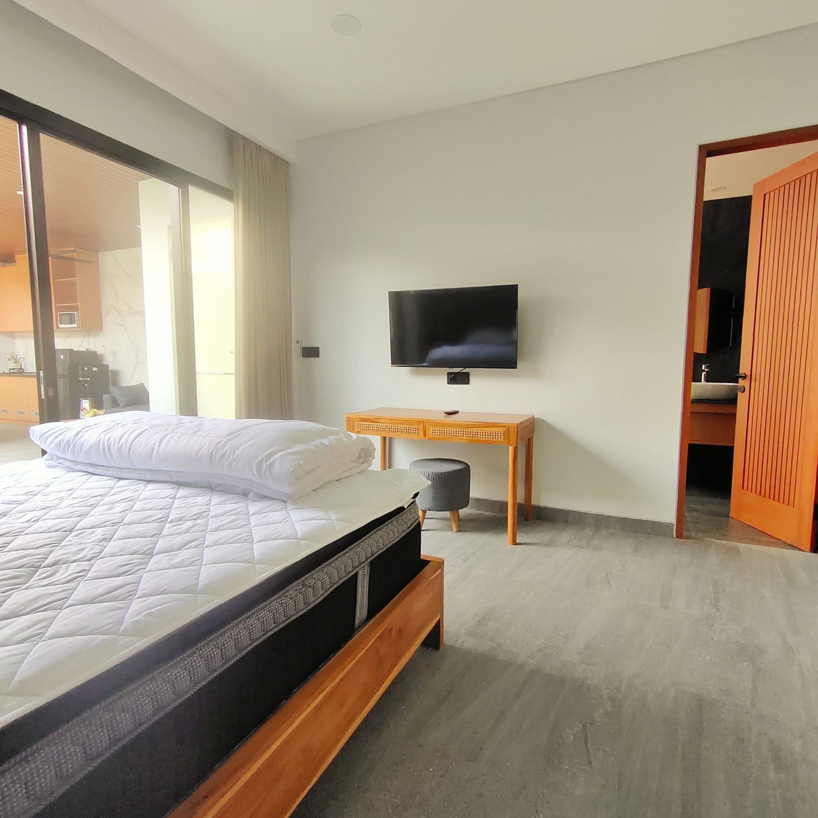2 Bedrooms Villa in Kerobokan, 2-bed villa for rent in Canggu – photo 11 of 15