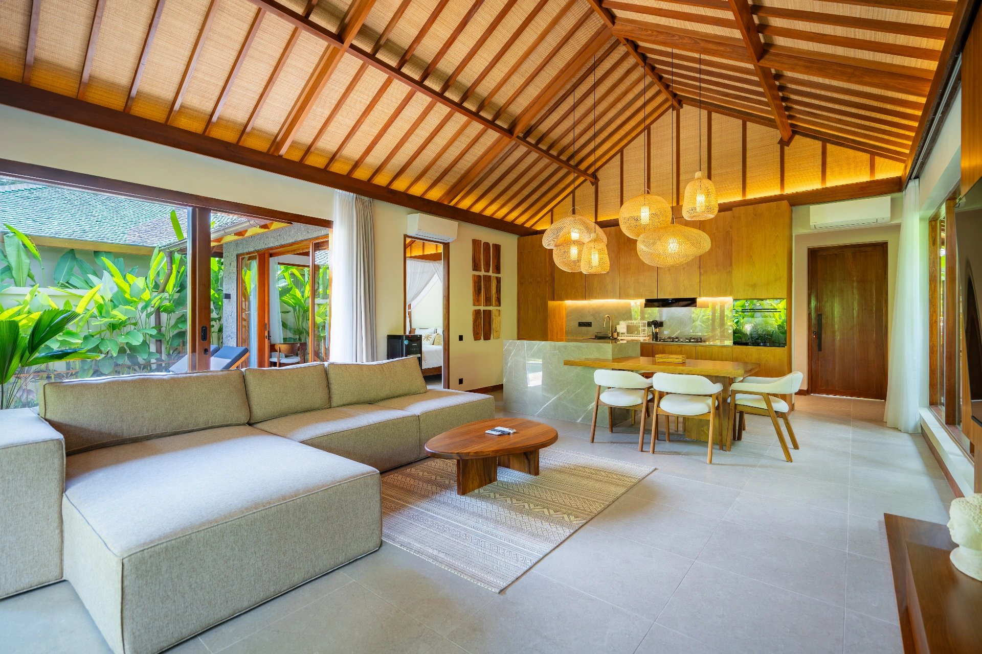 Apura - Modern Tropical 1BR Ubud Villa | Poolside Garden, 1-bed villa for rent in Ubud – photo 3 of 15